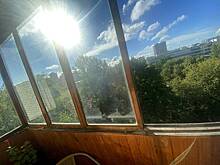 Россиян предупредили о наказании за самовольное остекление балкона