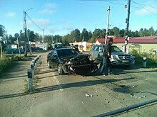 Жительница Ленобласти врезалась на иномарке в электропоезд