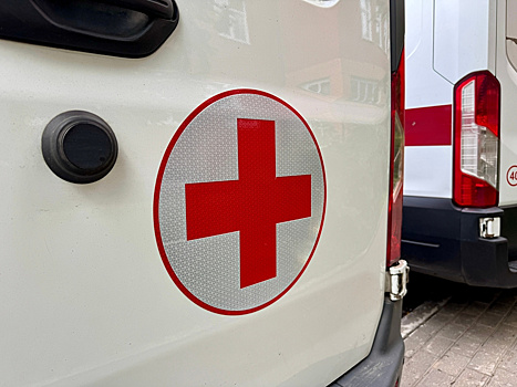 Опора комплекса «Снежком» рухнула на дорогу в Красногорске, повреждены больше 100 машин, есть пострадавшие