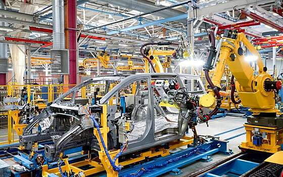 Хорошо оснащенный минивэн пошел в производство в РФ — подробности