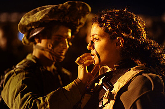 Haaretz (Израиль): «В израильской армии мы все практически ежедневно подвергаемся сексуальным домогательствам»