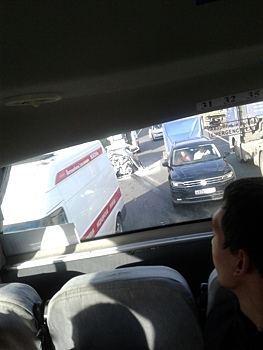 Более пяти автомобилей столкнулись на федеральной трассе в Ленобласти