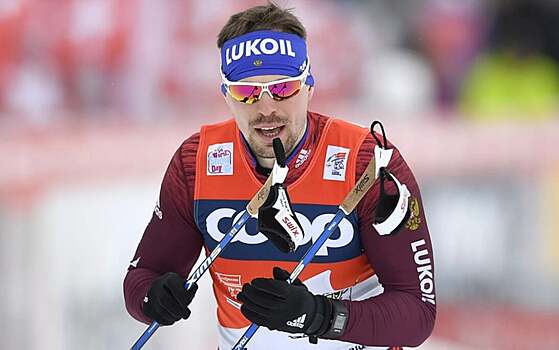 Лыжник Устюгов обратился к журналистам, которые вновь перепутали его с биатлонистом