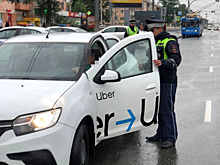 Сотрудники ГИБДД в Челябинской области взялись за таксистов