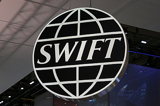 Запад предупредили об отдаче после отключения России от SWIFT
