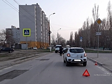 На севере Волгограда иномарка сбила женщину на переходе