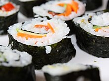 Съел салат и роллы: в Пензенском районе задержали мужчину в магазине