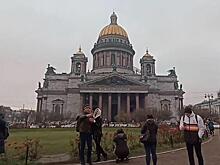 «Глас народа. Петербург»: как горожане относятся к уголовному делу за фото в стрингах у собора