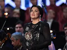 Анна Нетребко возобновит выступления за границей