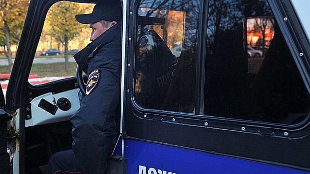 Грузовик протаранил полицейский УАЗ в Подмосковье