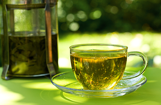 Чем опасен зеленый чай