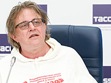 Поэт Шаганов подумает над текстом песни о футбольном клубе "Торпедо" в исполнении "Любэ"