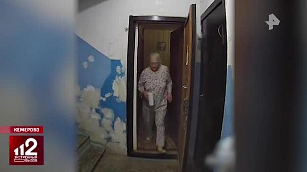 Пенсионерка-эзотерик держит в страхе своих соседей по дому в Кемерове