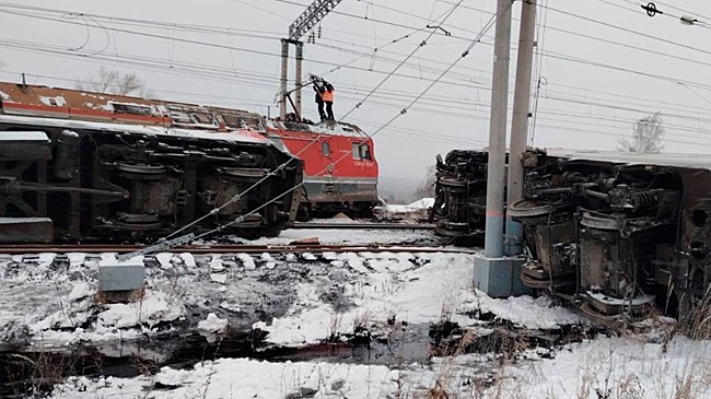 Из-за схода вагонов в Пензенской области поезда пустят через Сызрань