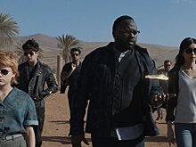 Мнения зрителей и критиков о «Вечных» разошлись — аудитория хвалит фильм