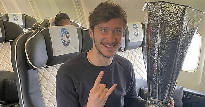 Агент Шпинев о Миранчуке в МЛС: «Он уже все повидал, выиграл ЛЕ, почему бы не задуматься о будущем, о детях, маме, брате? Почему бы за 4 года не заработать 13-14 млн? Огромные деньги»