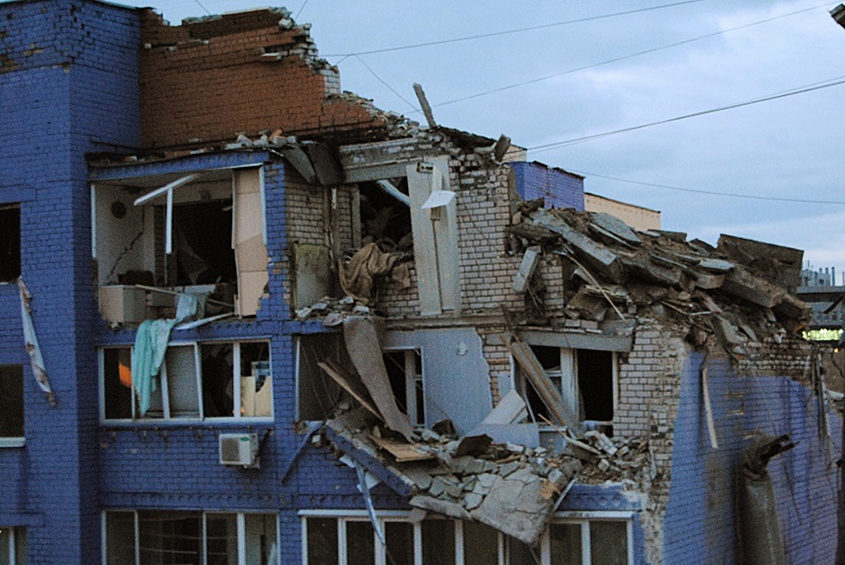 Жилой десятиэтажный дом в Рязани, где взрыв бытового газа разрушил семь квартир