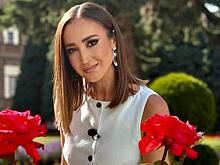 Ольга Бузова призналась, что «сходит с ума» в преддверии Нового года: «Держимся»