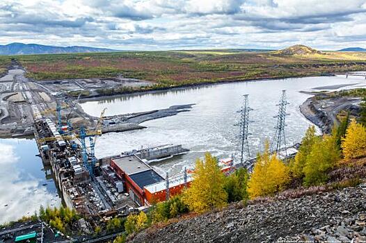 За счет водосброса с Усть-Среднеканской ГЭС планируется нормализовать доставку грузов по реке Колыма