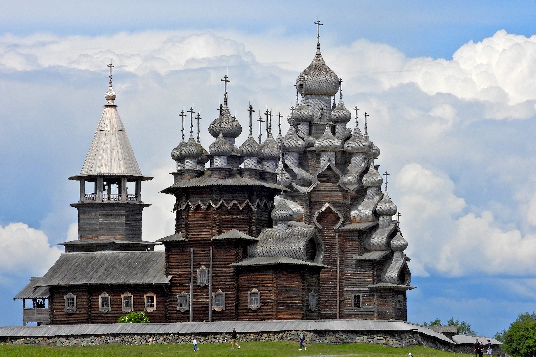 Большинство россиян уверены в необходимости допфинансирования исторических мест