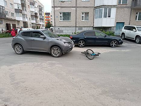 В Ноябрьске девятилетний велосипедист угодил под колеса автомобиля