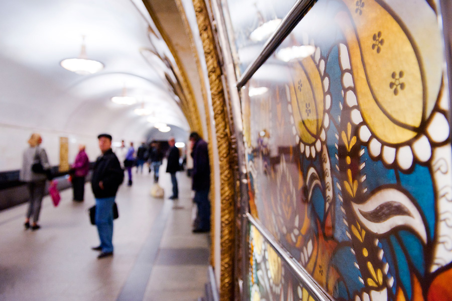 Станция метро Новослободская, Москва, Россия, Европа