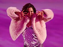 Стала известна стоимость помолвочного кольца Медведевой