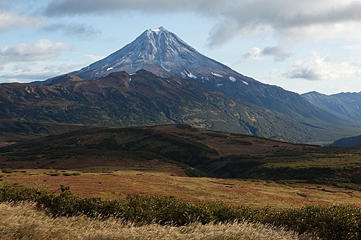 Три туриста сорвались и получили травмы на Вилючинском вулкане Камчатки