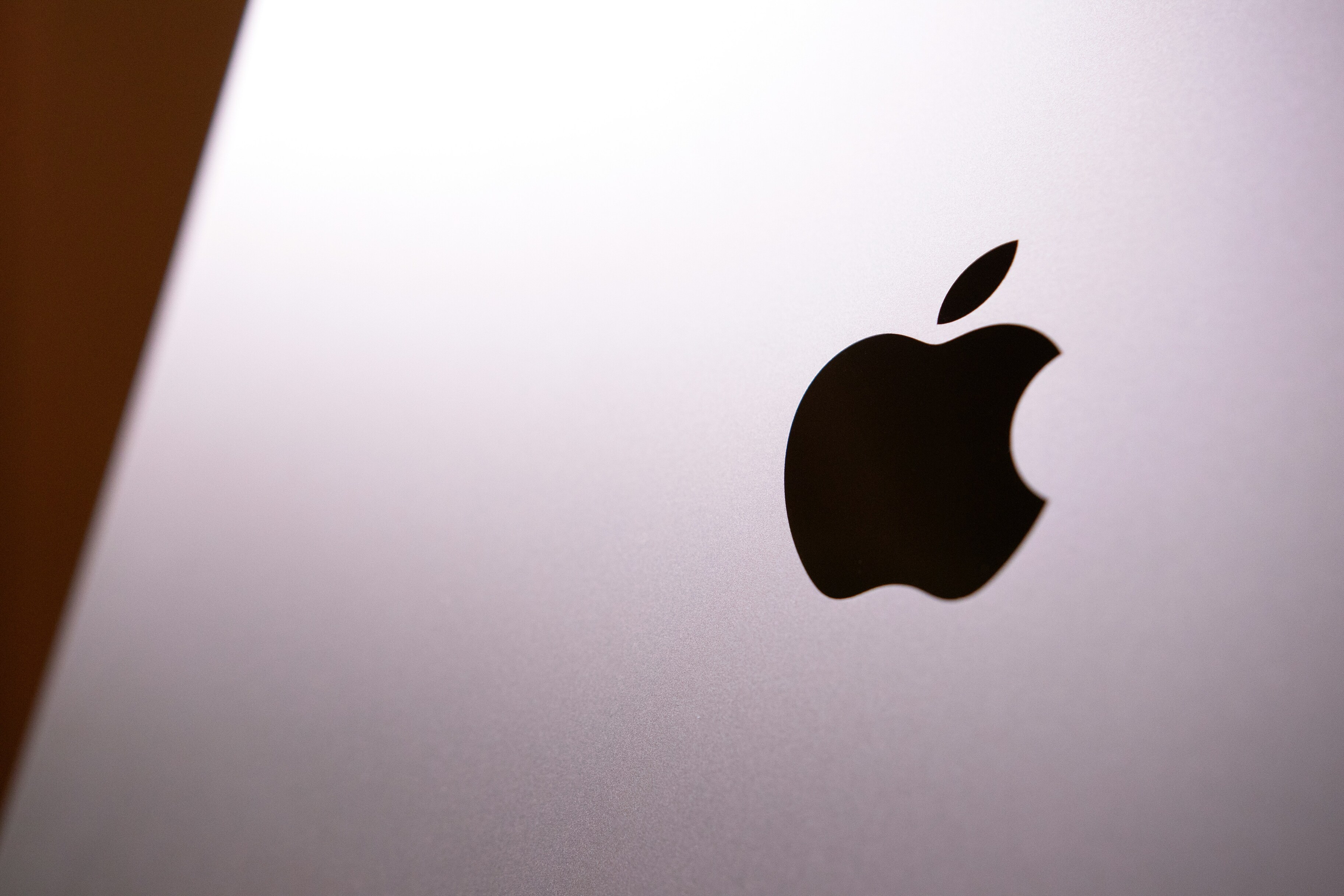 Apple присоединилась к инициативе по безопасному развитию ИИ