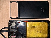 Иностранец хотел незаконно вывезти из РФ золото на миллионы в пауэрбанке