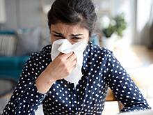 Объяснено значение цвета выделений из носа во время простуды