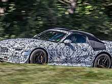 Mercedes-AMG вывел на дорожные тесты новый родстер SL