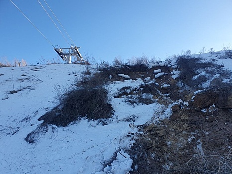 Оползень сошел возле станции канатной дороги в Нижнем Новгороде