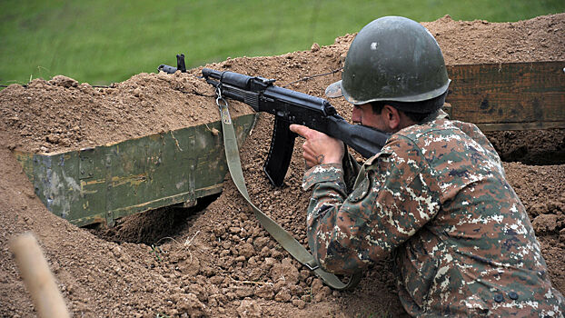 Президент Карабаха объявил военное положение