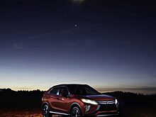 Mitsubishi Eclipse Cross показал двойное солнечное затмение в США