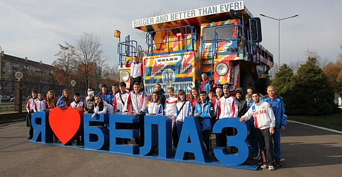 Как прошла тренировка по муайтай на 450-тонном «БелАЗе» (фото)