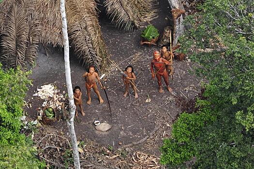 В лесах Амазонки нашли первобытное племя