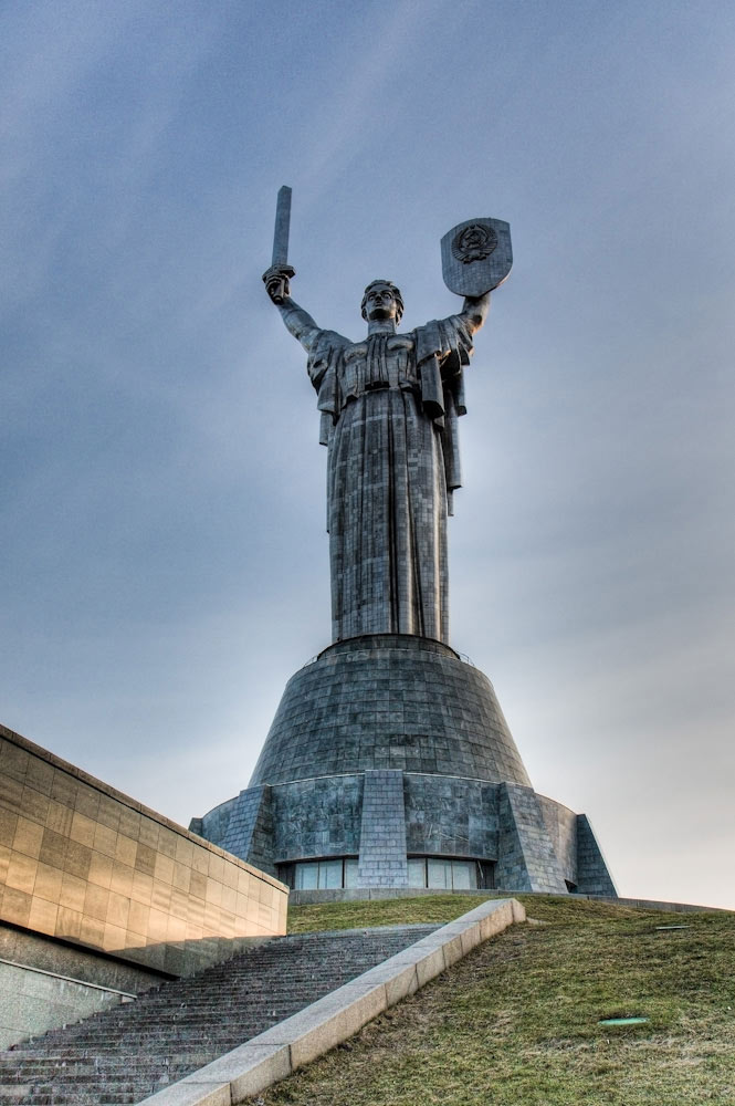 Монумент «Родина-Мать», Киев, Украина