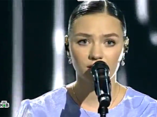 Новосибирская школьница покорила народной песней жюри шоу «Ты супер!»