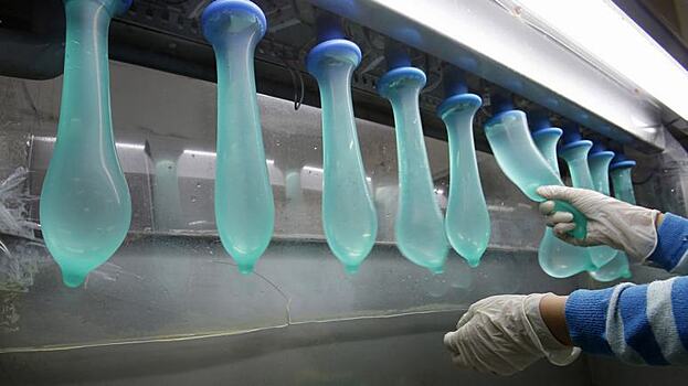 Российские власти успокоили покупателей презервативов