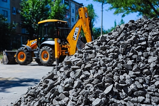 В Волгограде восстановят еще 10 автомобильных дорог