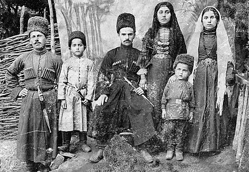 Каким божествам поклонялись народы Северного Кавказа до принятия ислама