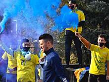 Фанаты «Астаны» бурно поддерживают команду перед матчем с «Кайратом»