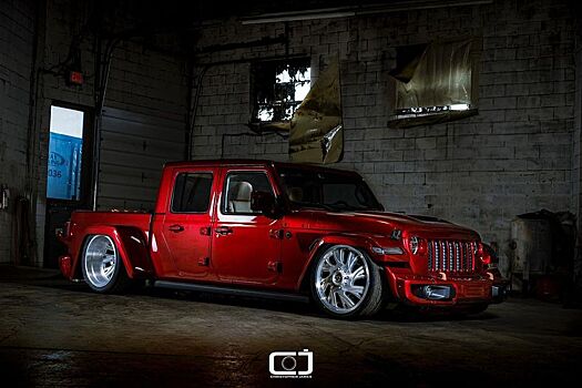 Самый крутой Jeep Gladiator: пневмоподвеска, сдвоенные задние колёса и поднимающийся пол