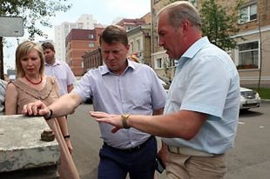 Мэр Красноярска проверил ремонт городской «душевности»