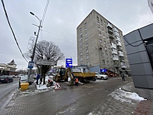 В центре Калининграда жилой дом, детсад и школа остались без холодной и горячей воды из-за аварии на трубопроводе
