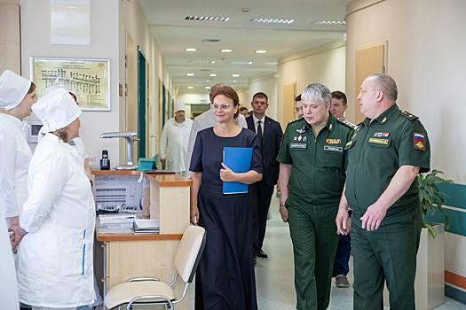 Замминистра обороны совершила рабочую поездку в войска ЮВО
