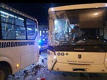В Уфе столкнулись два автобуса