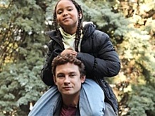 11-летняя жительница Новосибирска снялась в сериале с актером Никитой Кологривым