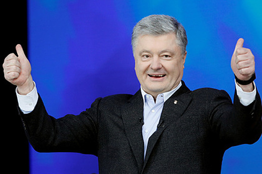 Порошенко уволил 14 своих советников